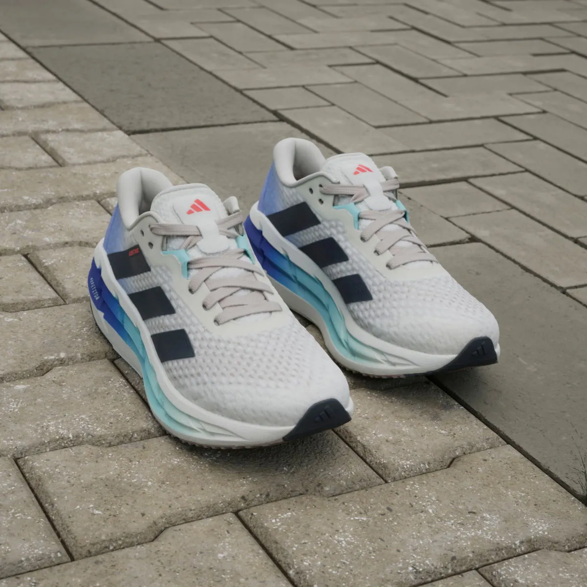 adidas Performance ADISTAR 3 W New York