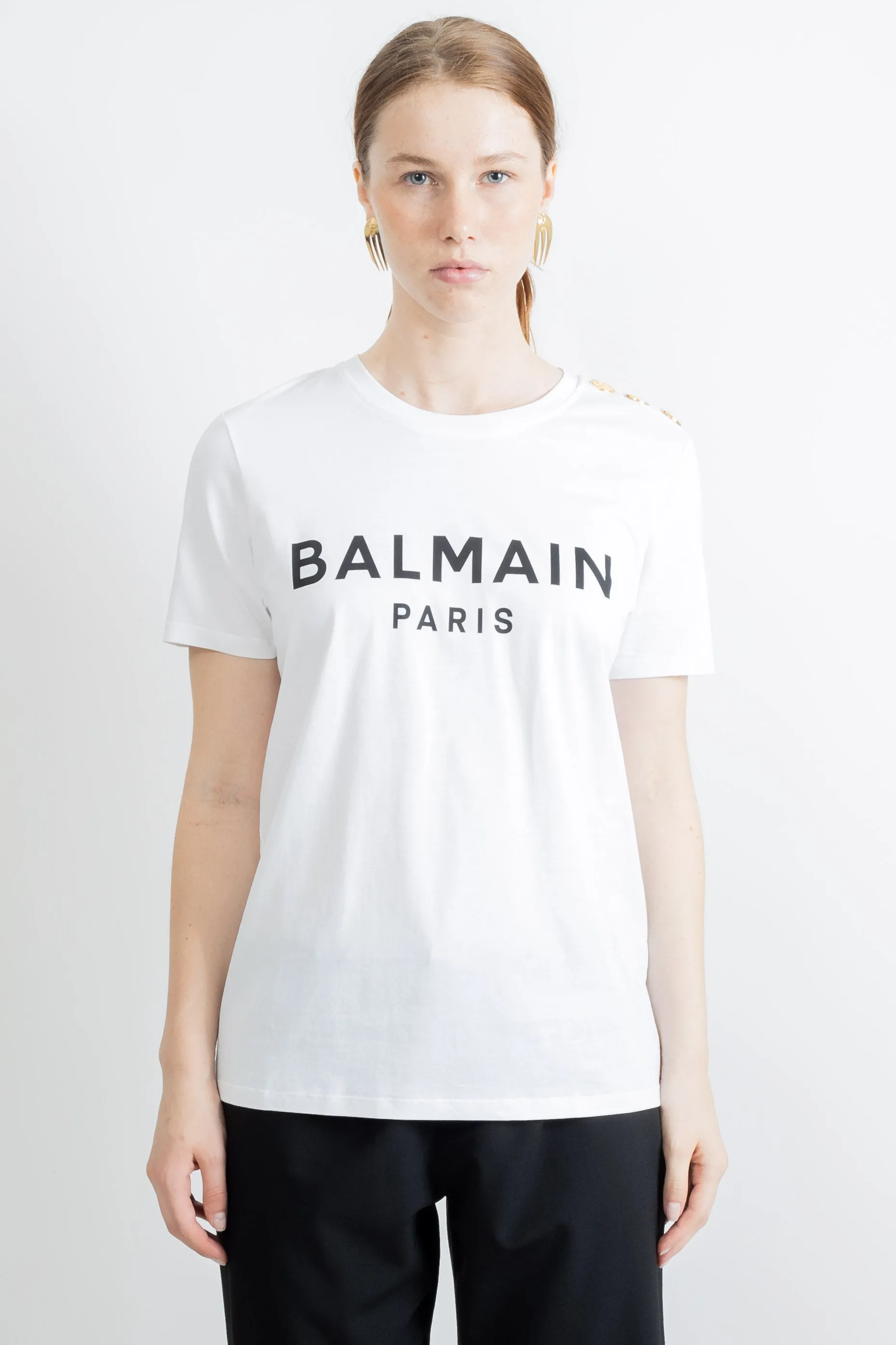 BALMAIN WOMEN WHITE TSHIRT WITH BLACK LOGO AND GOLDEN BUTTONS