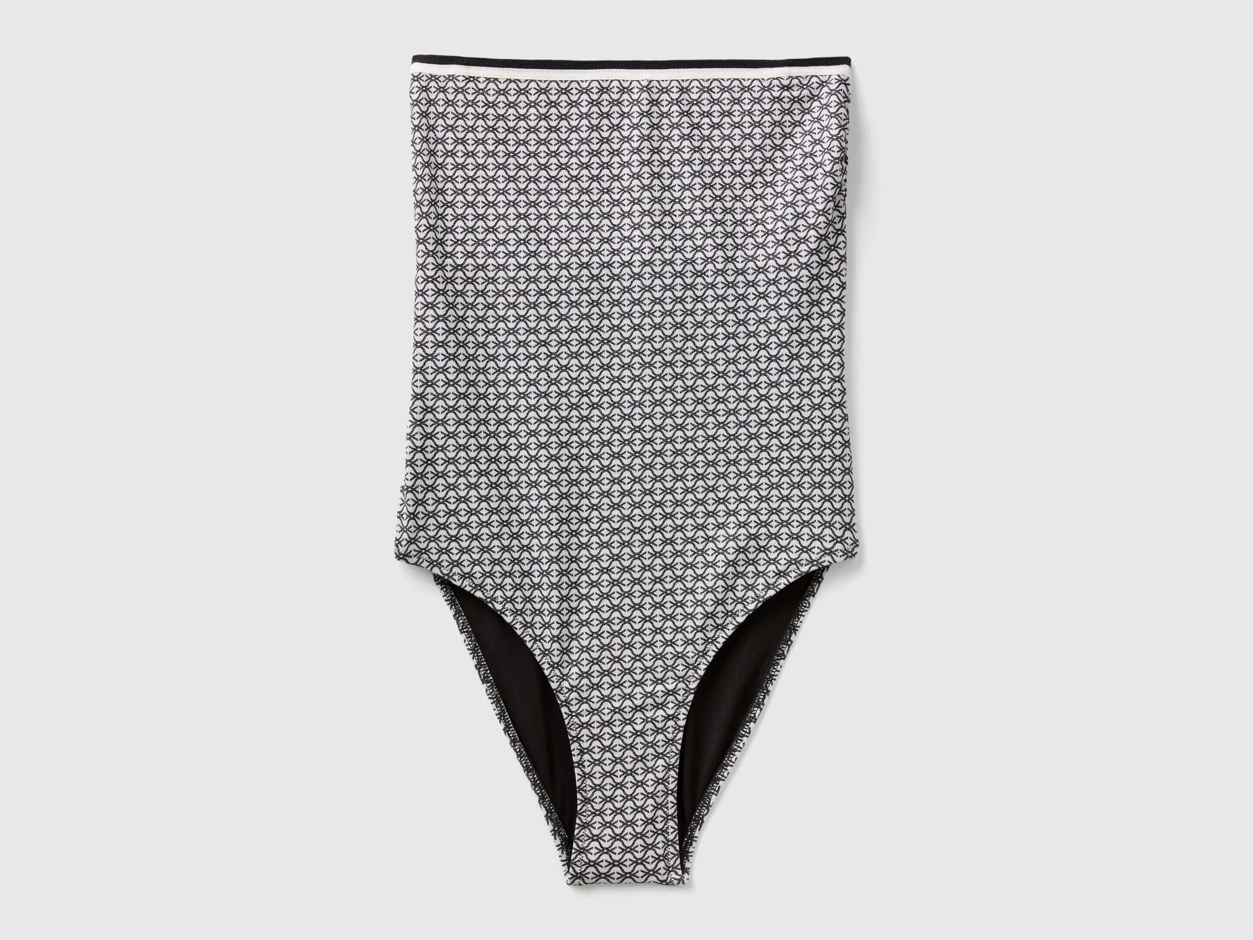 Bañador con monograma