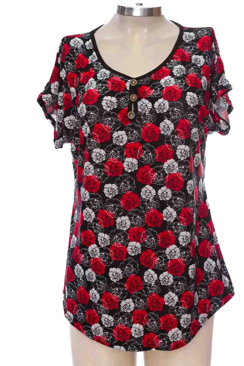 BLUSA COLOR ROJO  CLOSEANDO