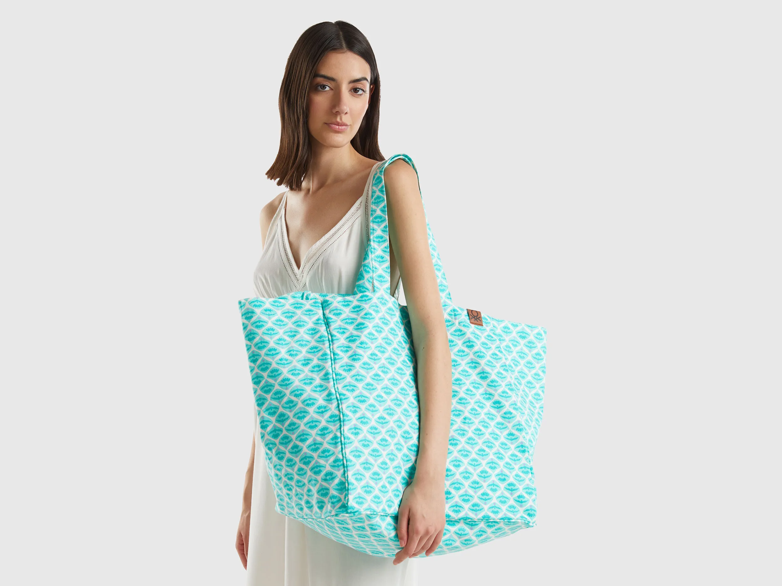 Bolso shopper de flores