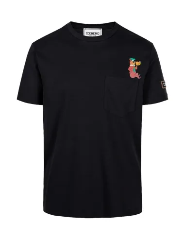 Camiseta negra con bolsillo y oso Yogui