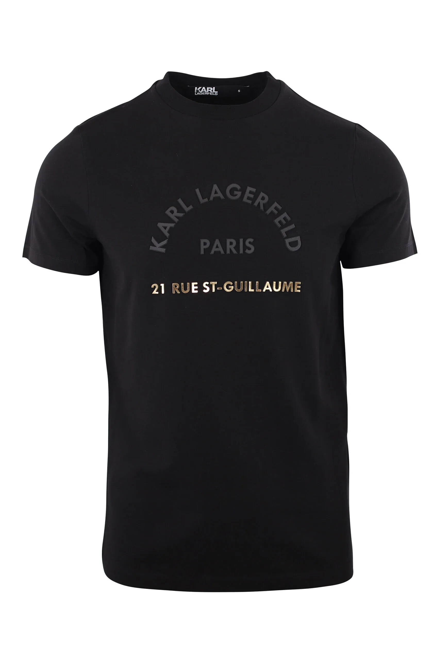 CAMISETA NEGRA CON LOGO DE GOMA 