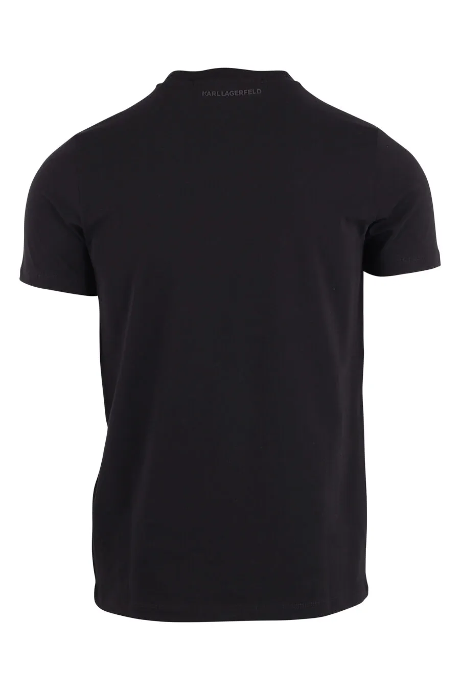 Camiseta negra con logo efecto holograma