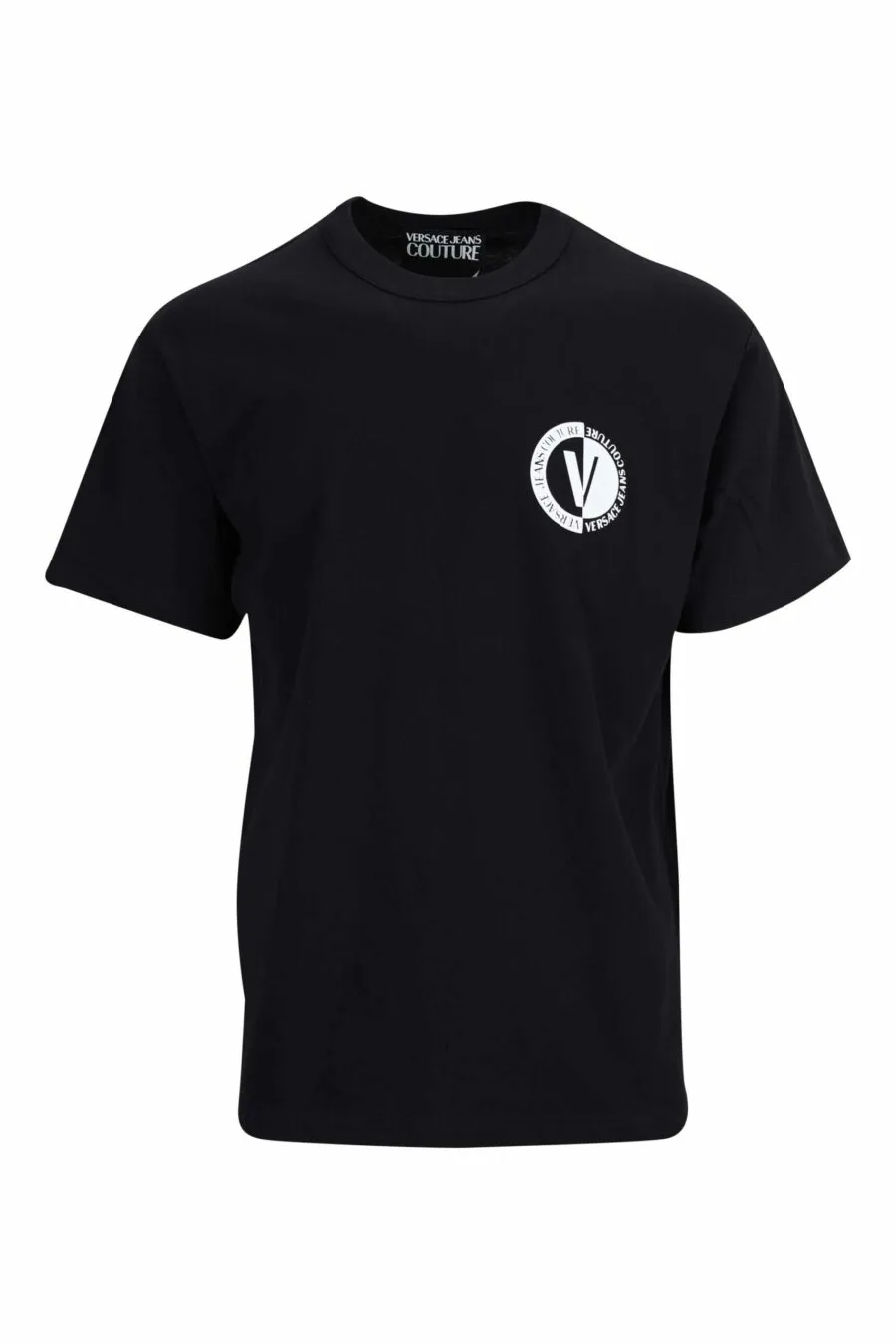 Camiseta negra con minilogo circular en contraste