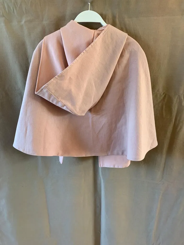 Capa con capucha