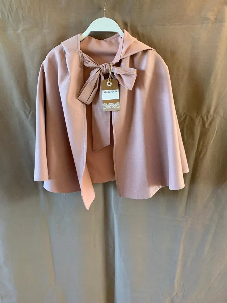 Capa con capucha