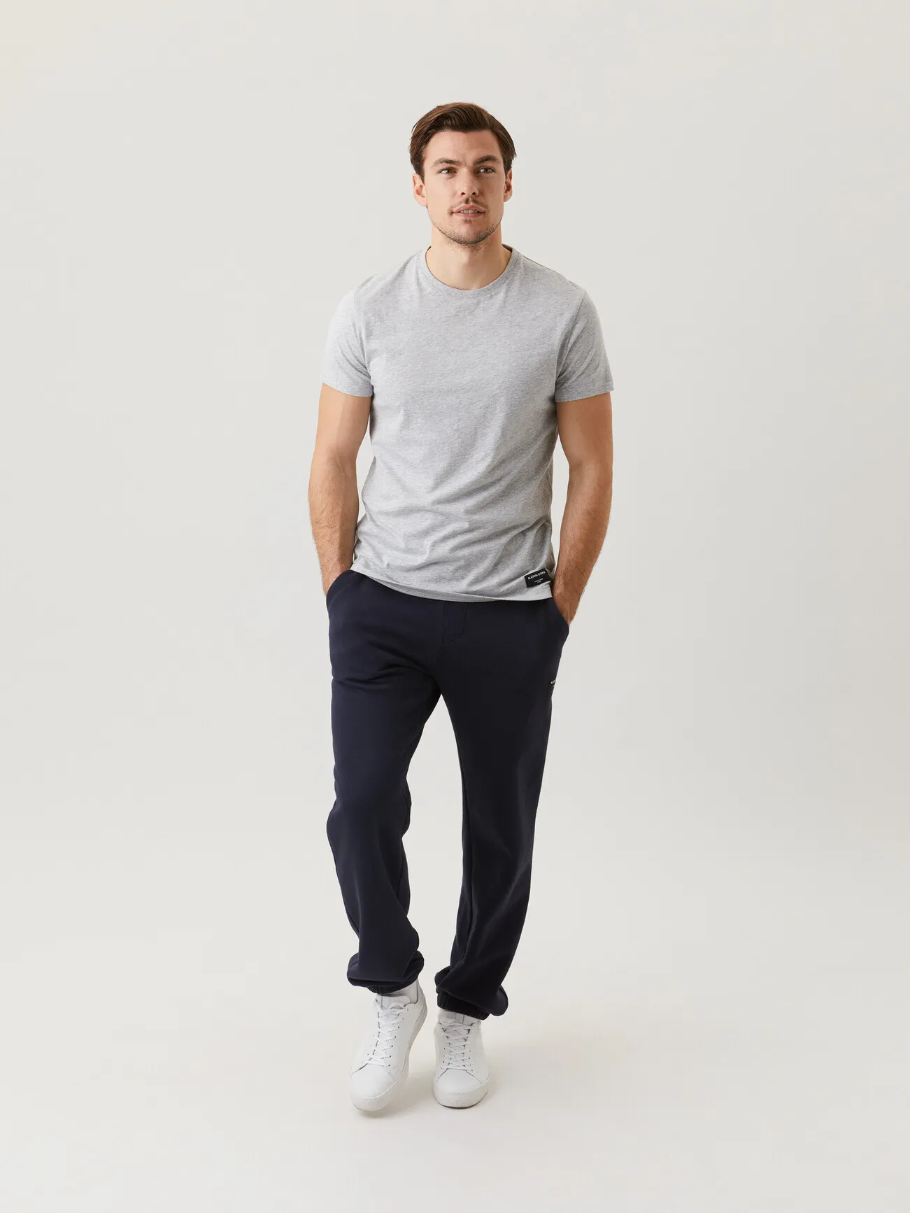 Centre Tee