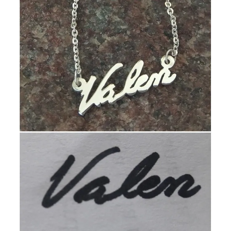 Collar con nombres manuscritos plata de ley