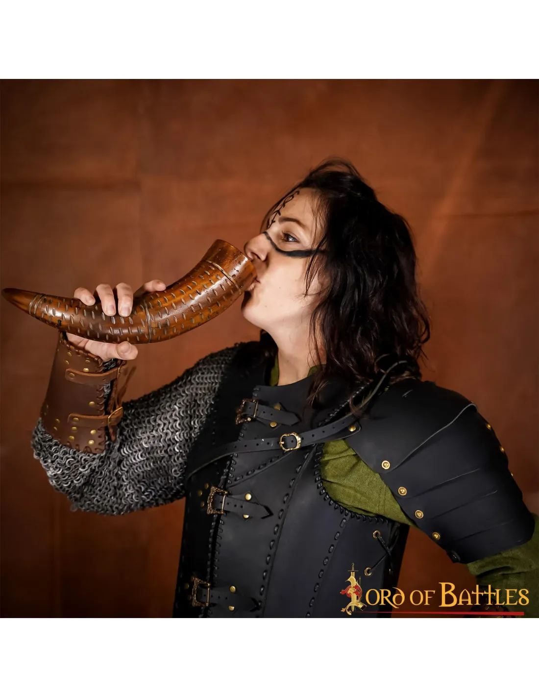 CUERNO VIKINGO PARA BEBER EN ASTA DE BUEY (400500 ML.)