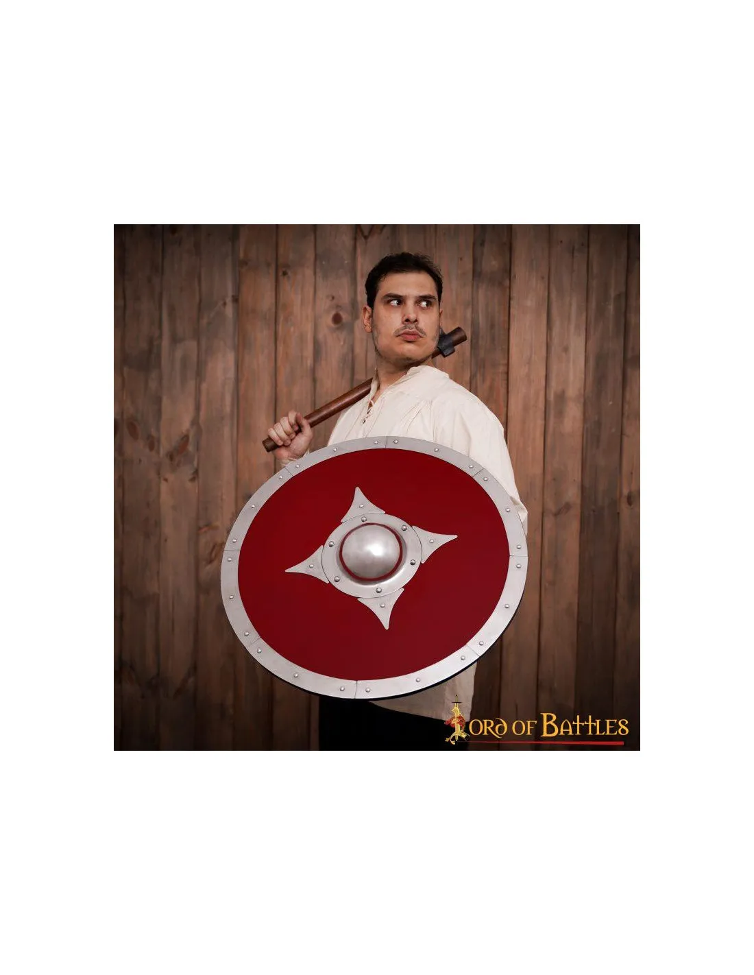 Escudo vikingo de combate de madera roja