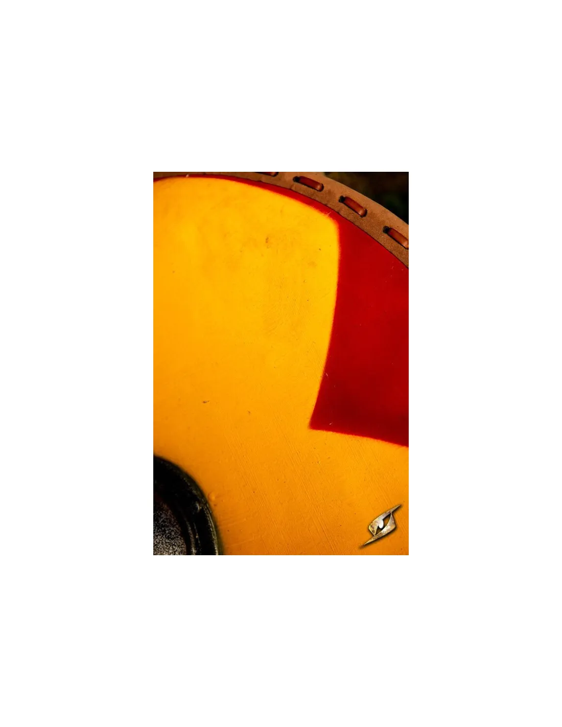 ESCUDO VIKINGO GASTIR PARA LARP (AMARILLOROJO)