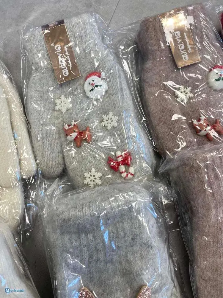 GUANTES CáLIDOS CON MOTIVO NAVIDEñO  NUEVO