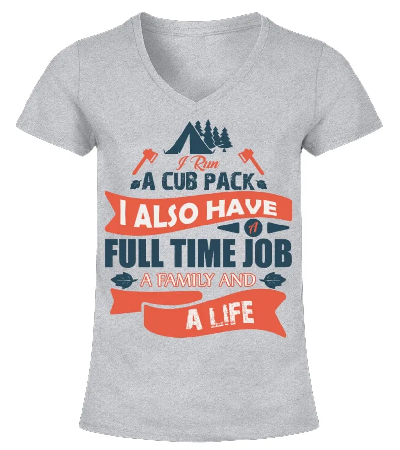 I Run A Cub Pack Camiseta cuello pico Mujer