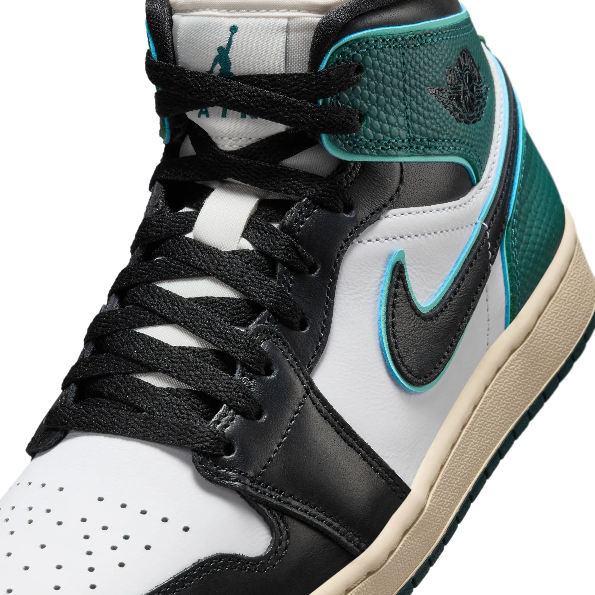 JORDAN WOMEN AIR JORDAN 1 MID SE WHITE/BLACKLIGHT DEWOXIDIZED GREEN