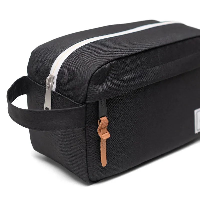 Neceser Herschel: Chapter Travel Kit (Black)