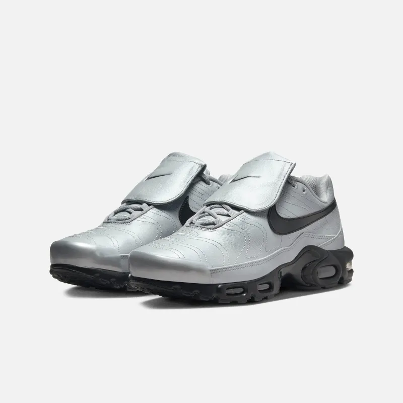 NIKE AIR MAX PLUS HM6850001