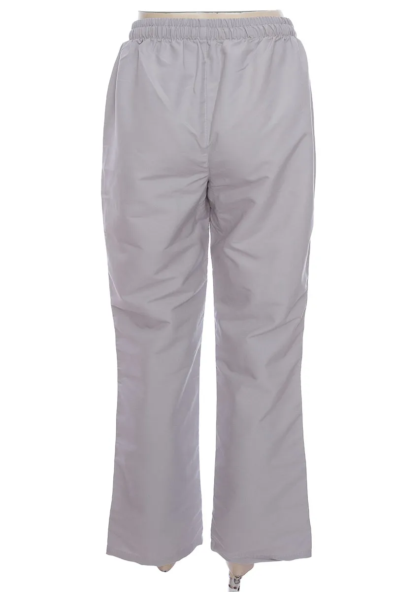 PANTALóN COLOR GRIS  CLOSEANDO