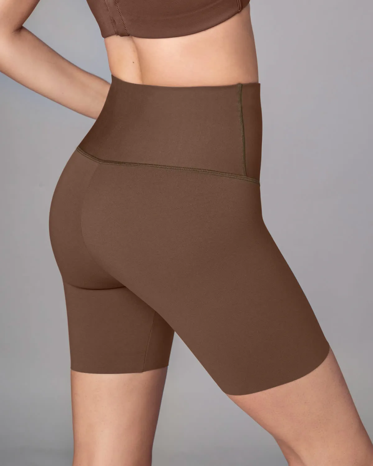 Short de control de abdomen y cintura que disimula la celulitis