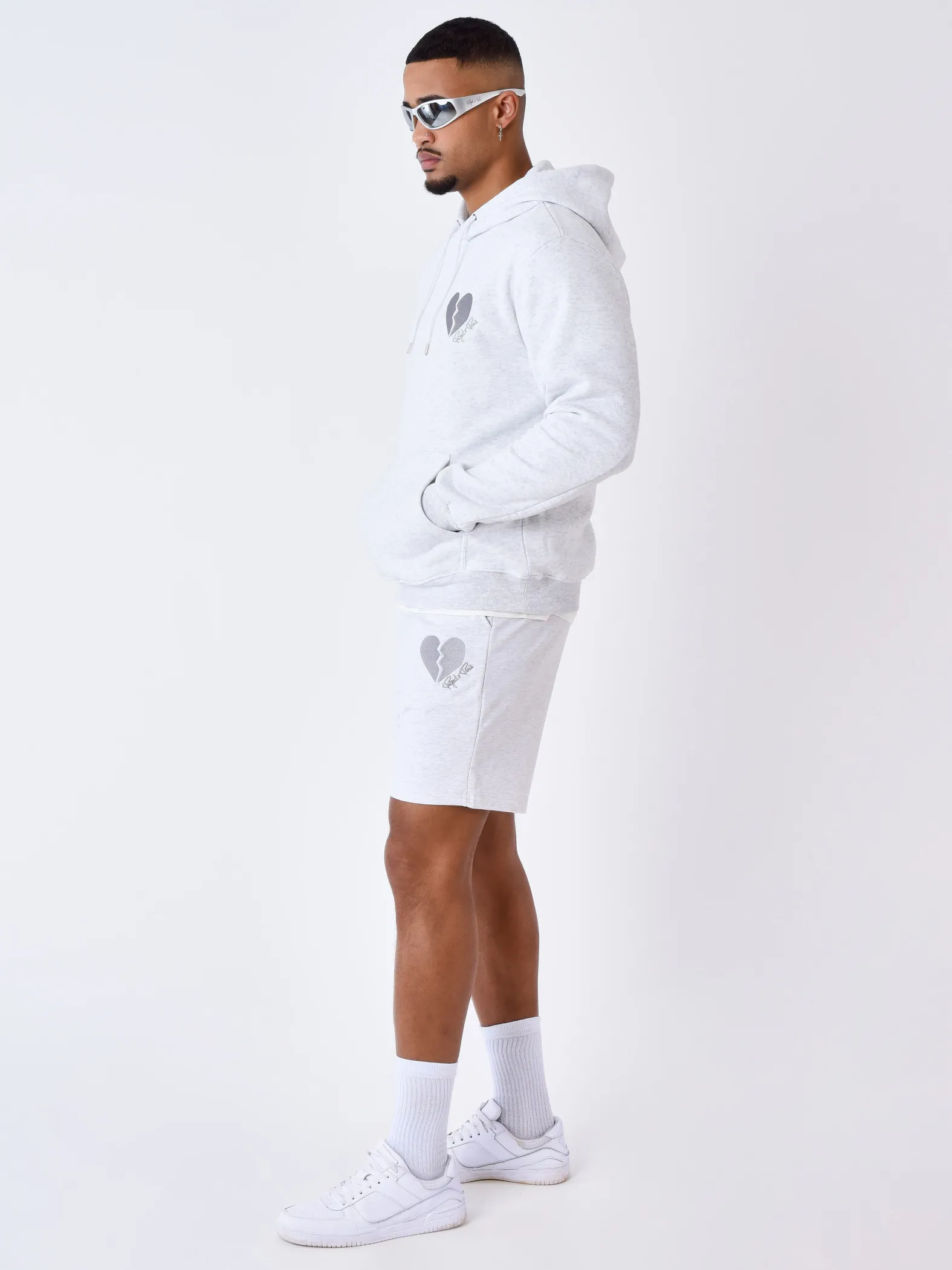 Sudadera con capucha Heartbroken