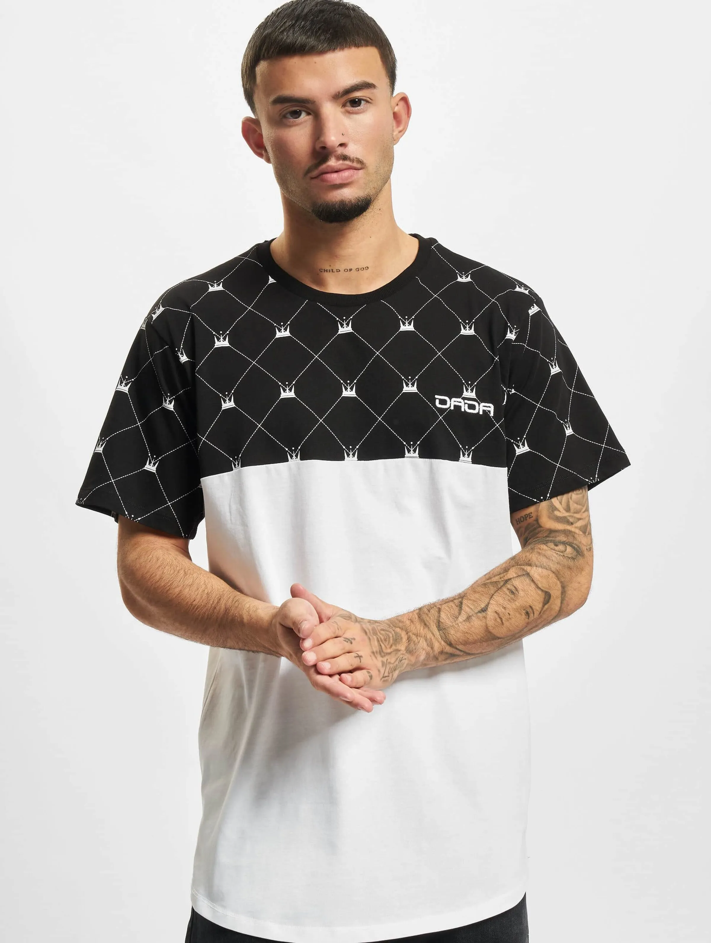 Supreme Crown Pattern