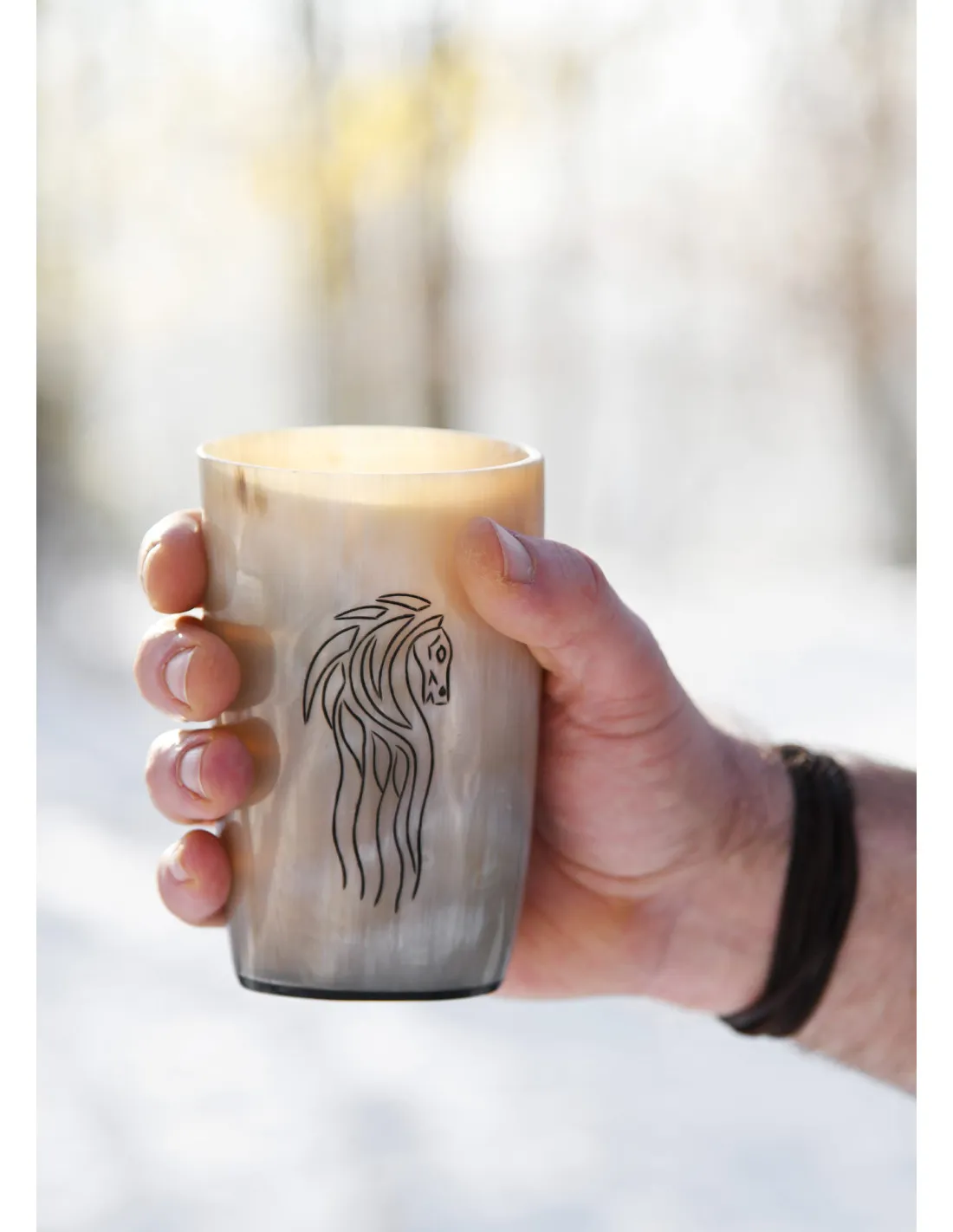 VASO VIKINGO CABALLO EN CUERNO DE BúFALO (150250 ML.)