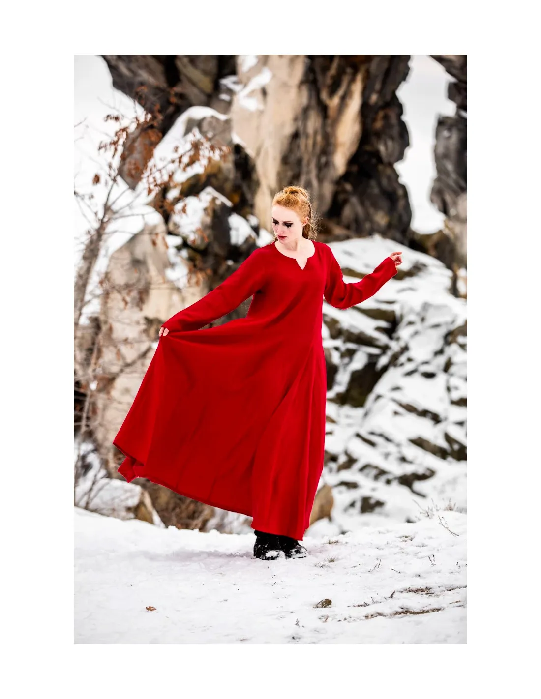 Vestido vikingo de lino modelo Anna, rojo