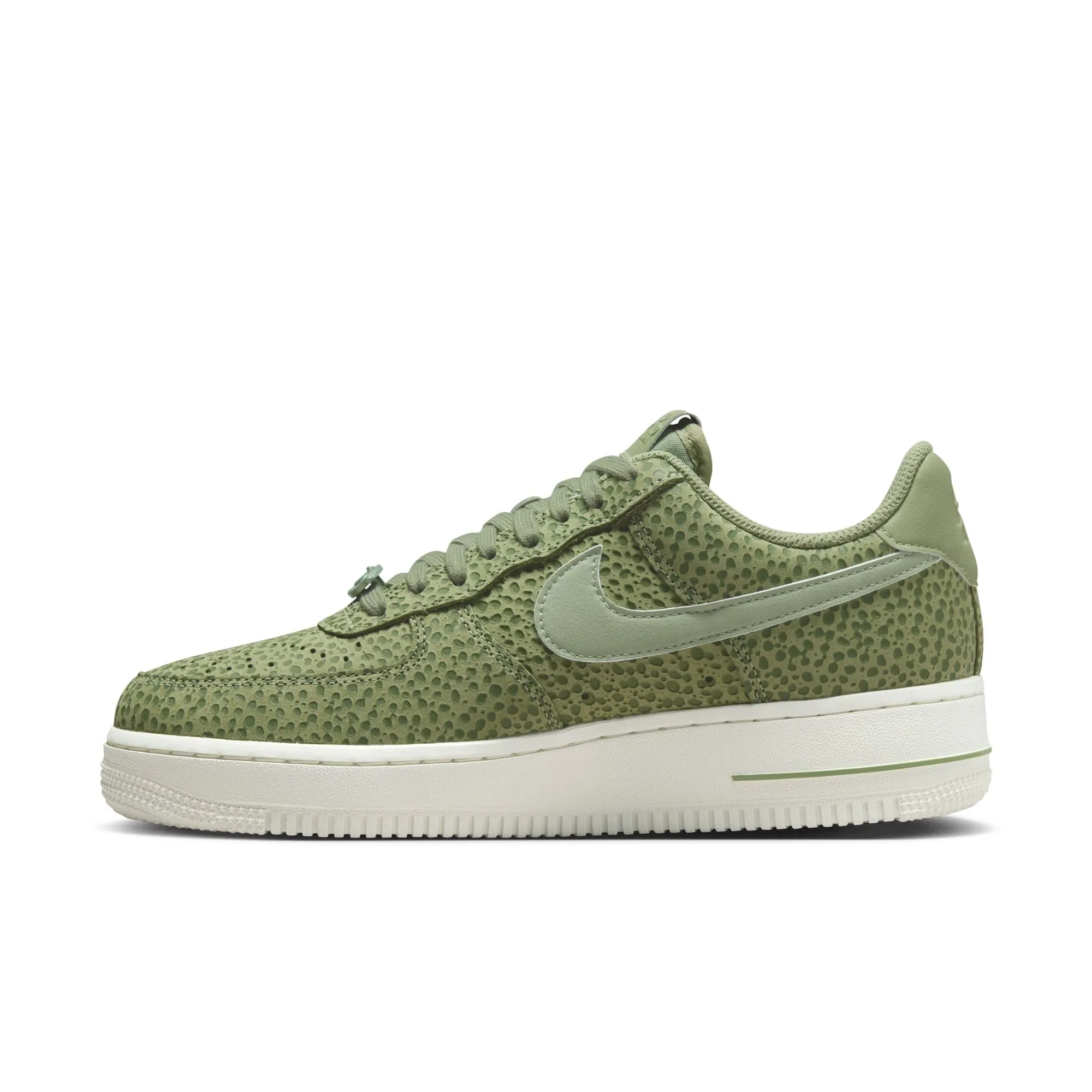 Women Air Force 1 '07 Premium Sesame/Light Bone/Oil Green