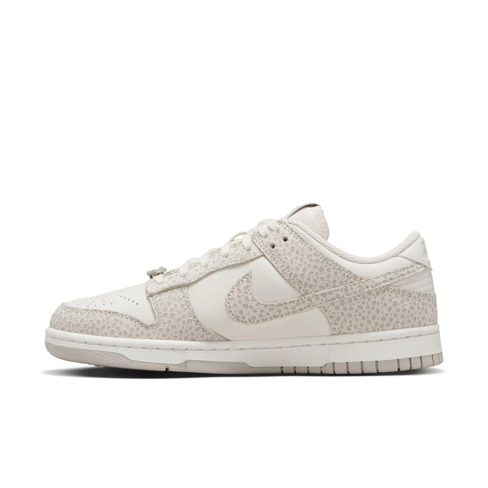 Women Dunk Low Premium Phantom/Photon Dust/Light Smoke Grey/Summit White