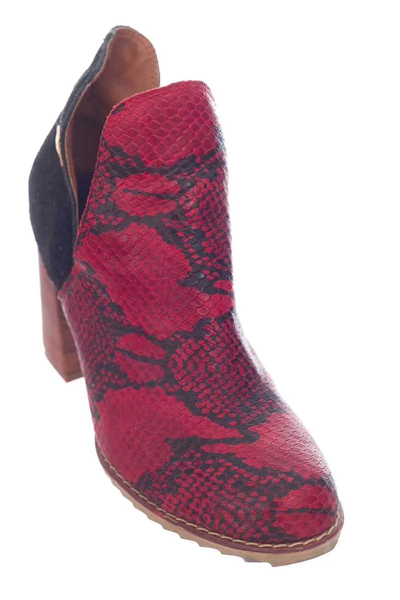 ZAPATOS COLOR ROJO  CLOSEANDO